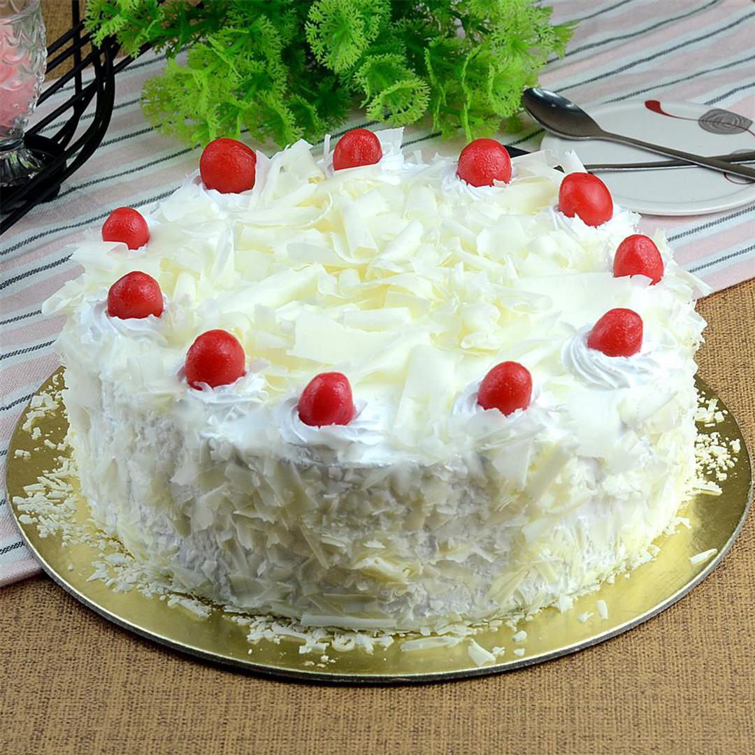 Buy now this Best White Forest Cake in Hyderabad| Probakes&Cakes| Online Delivery